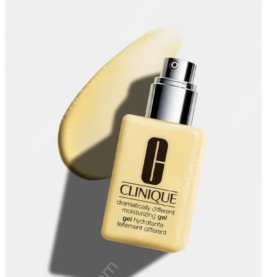 ژل آبرسان دراماتیکالی کلینیک پوست چرب