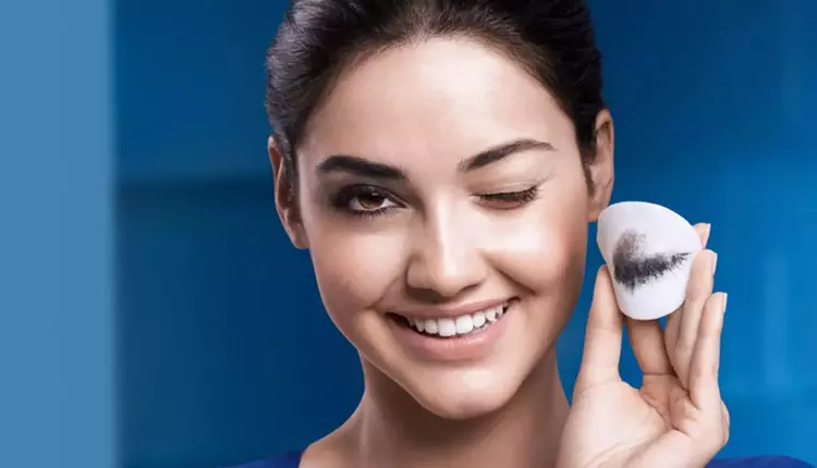 میسلار واتر نوتروژینا مدل Skin detox