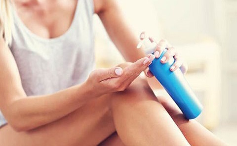 تفاوت کرم مرطوب کننده با لوسیون بدن چیست؟
